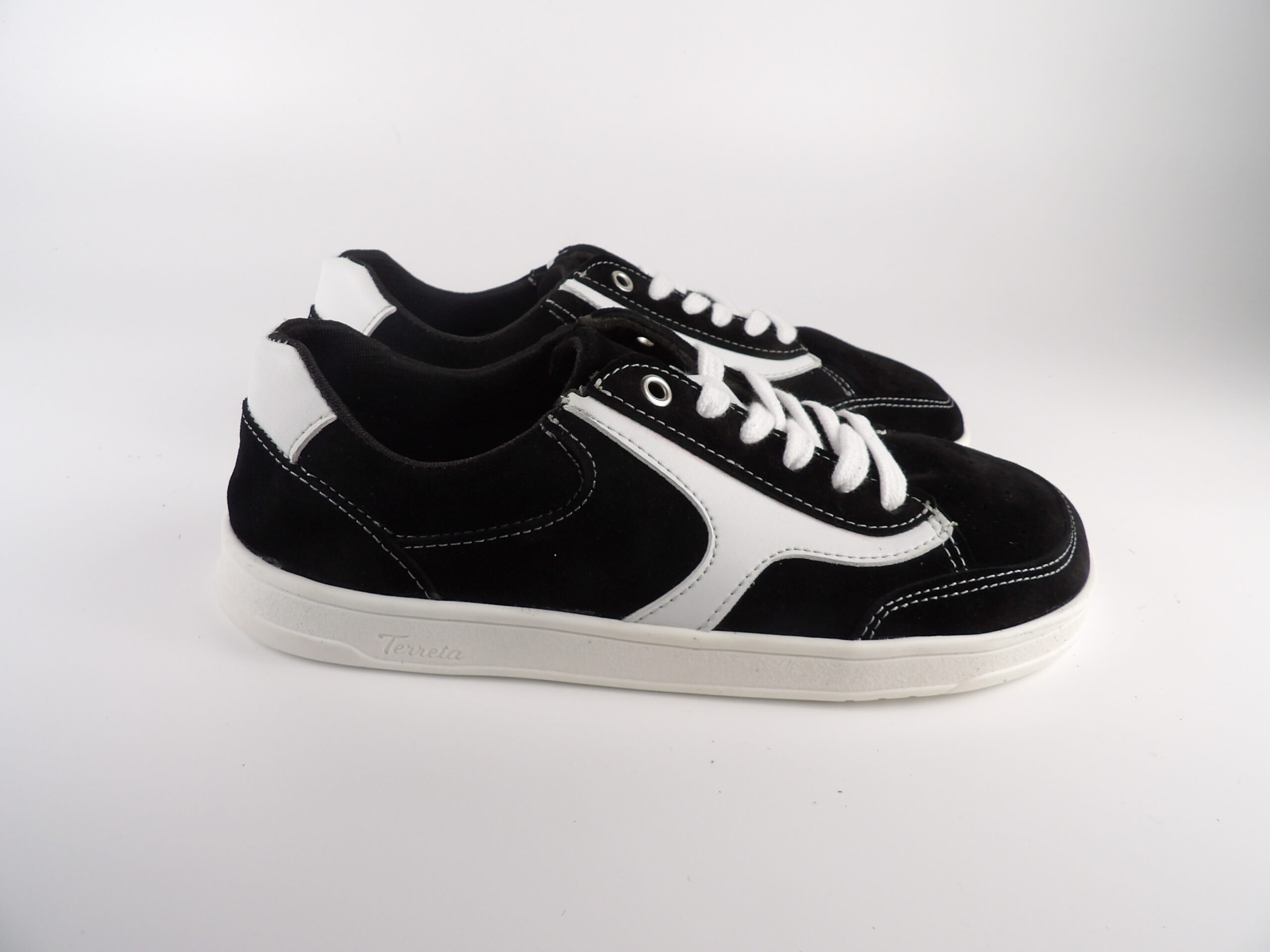 Helike Serraje Negro