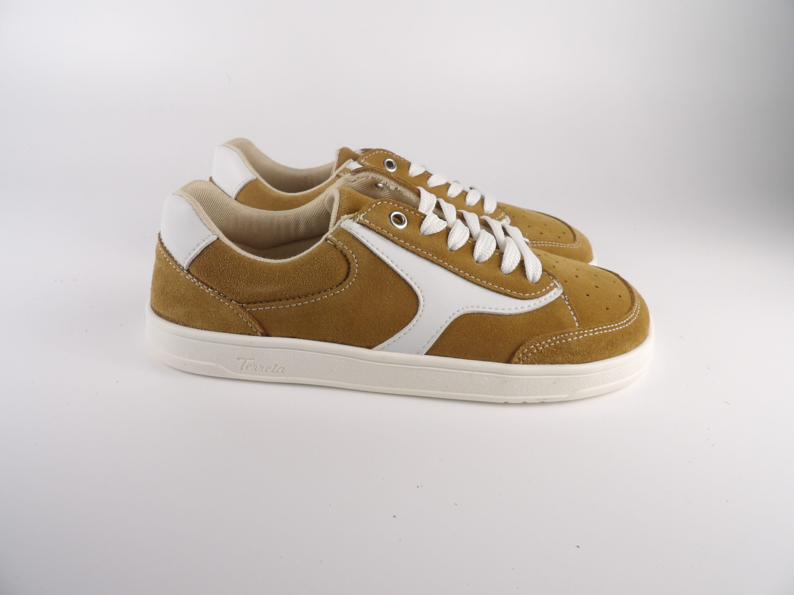 Helike Serraje Mostaza